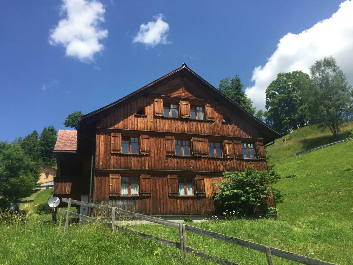 Sunnaschi Appartements - Wohnungen Oder Gesamt Als "Huette" 拉特恩斯 外观 照片